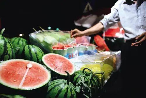 娱乐吃瓜酱卖糖水,甜蜜一夏！